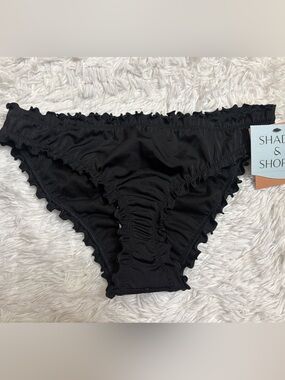 NWT Shade & Shore Black Ruffle Trim Low Rise Cheeky Scrunch Butt Swim Bottoms XS